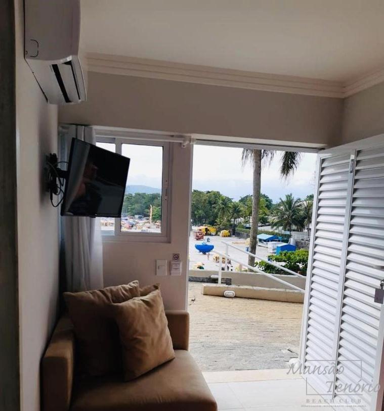 Mansao Tenorio - Suites, Estudio Ou Cobertura Pe Na Areia Ubatuba Buitenkant foto